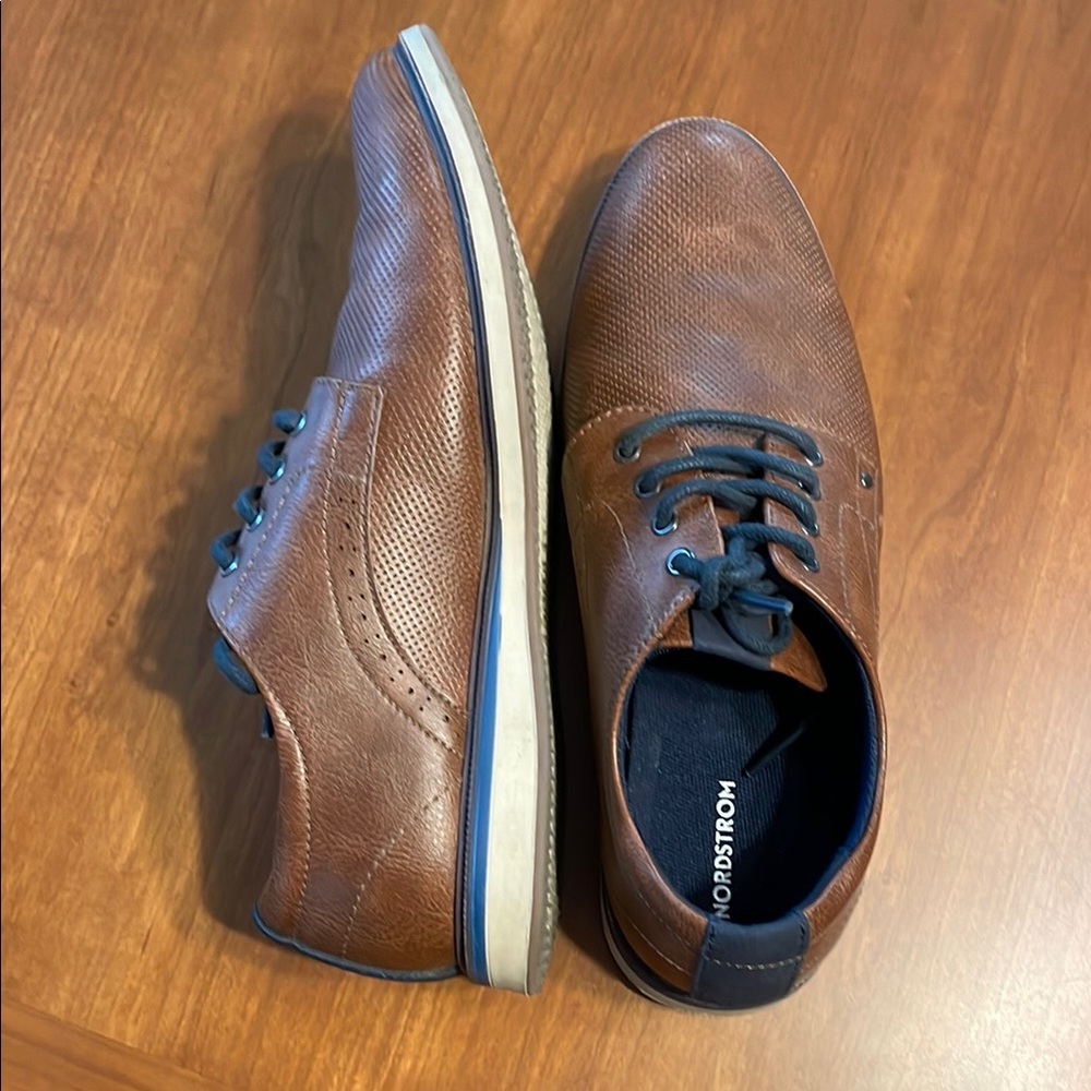 Nordstrom Kids Big Boy size 5 Brown Derby Shoes